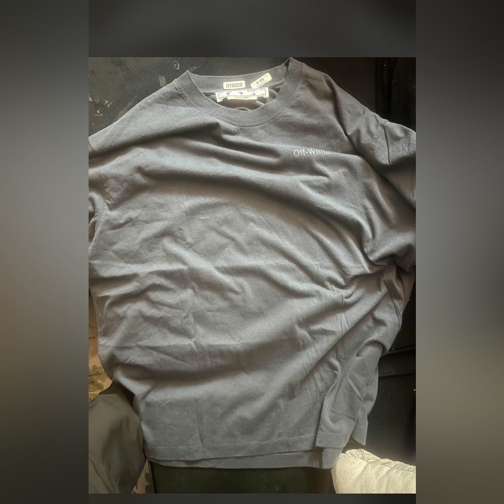 Off white tshirt in grey/black